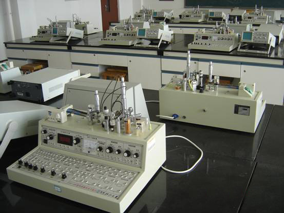 LGJZ-121B型 檢測與轉換(傳感器)技術實驗儀